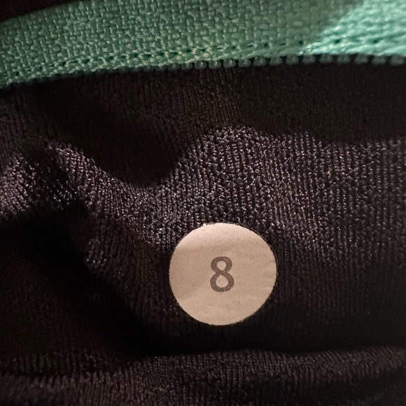 Lululemon Super Cropped Green Black Striped Leggings-Size 8 - Picture 5 of 5